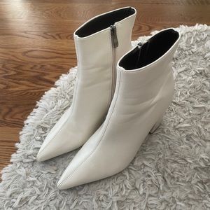 White Pointed Heel Boots